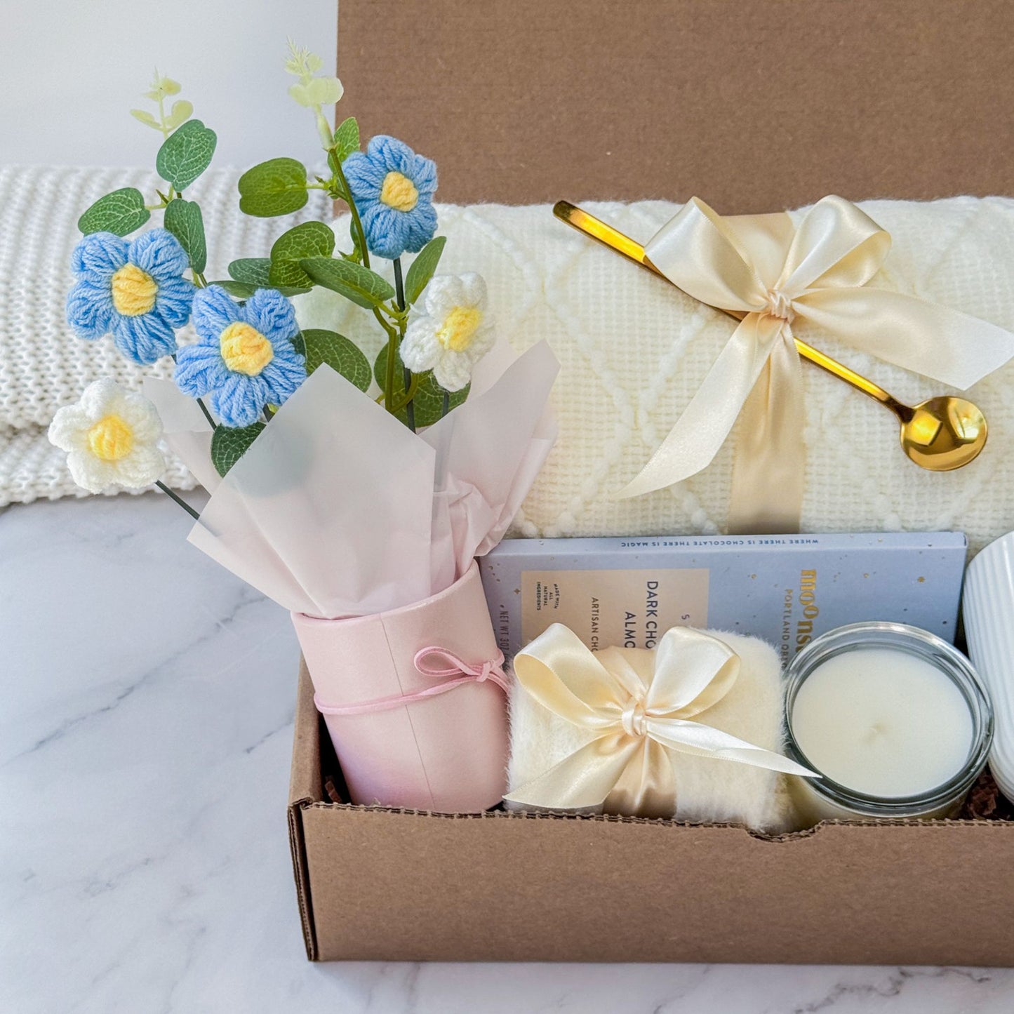 Bouquet Gift Box | Blue